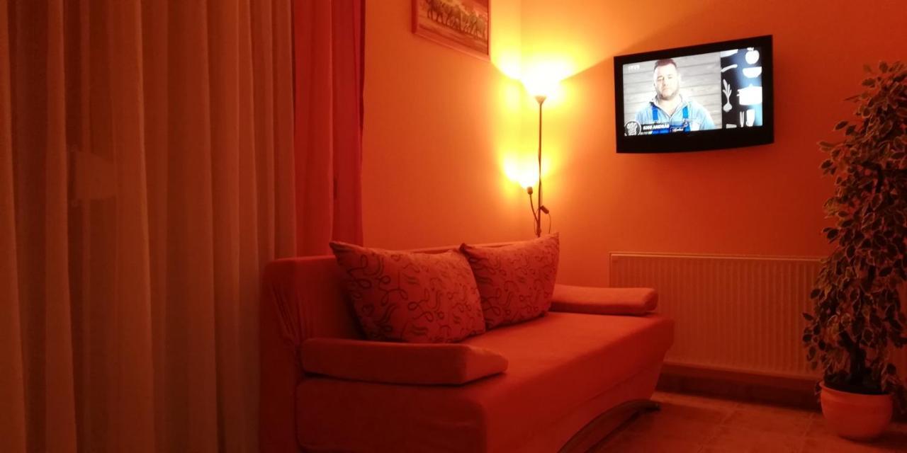 Balaton Wellness Apartman Siofok Ngoại thất bức ảnh