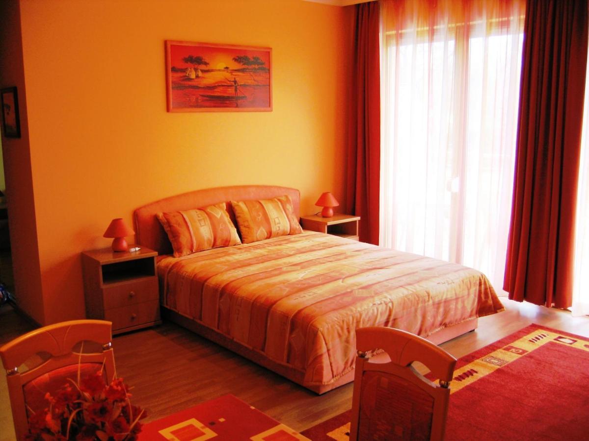 Balaton Wellness Apartman Siofok Ngoại thất bức ảnh