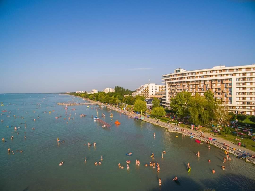 Balaton Wellness Apartman Siofok Ngoại thất bức ảnh