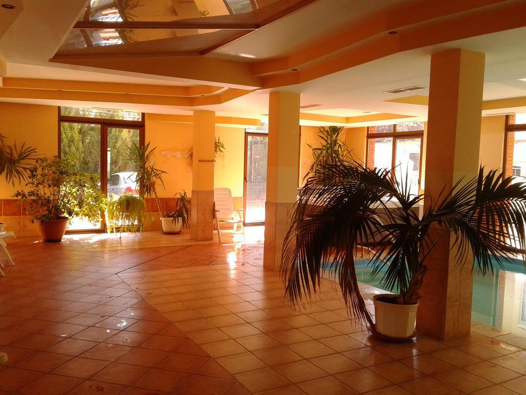 Balaton Wellness Apartman Siofok Ngoại thất bức ảnh