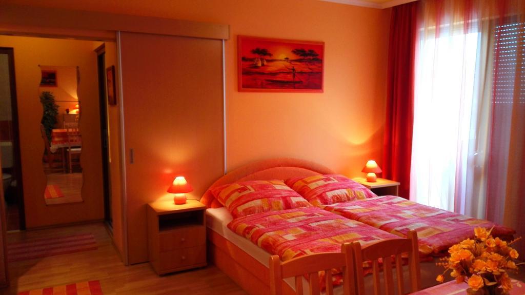 Balaton Wellness Apartman Siofok Phòng bức ảnh